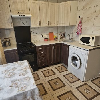 1-комнатная квартира - ул. Лазарева, 48